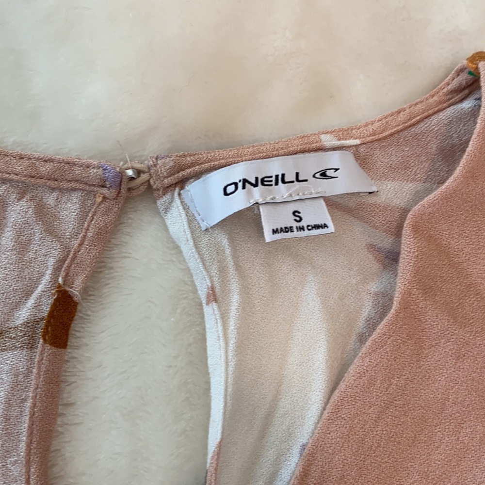 O’Neill Romper - Picture 3 of 4